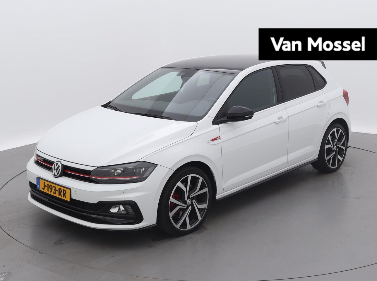 Volkswagen Polo - 2.0 TSI GTI 200 PK DSG | Automaat | Navigatie | Digital cockpit Pro | Drive mode | Two-ton - AutoWereld.nl