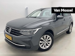 Volkswagen Tiguan - 1.5 TSI Life 150 PK | Automaat | Navigatie | Parkeersensoren | Adaptive Cruise Control | C