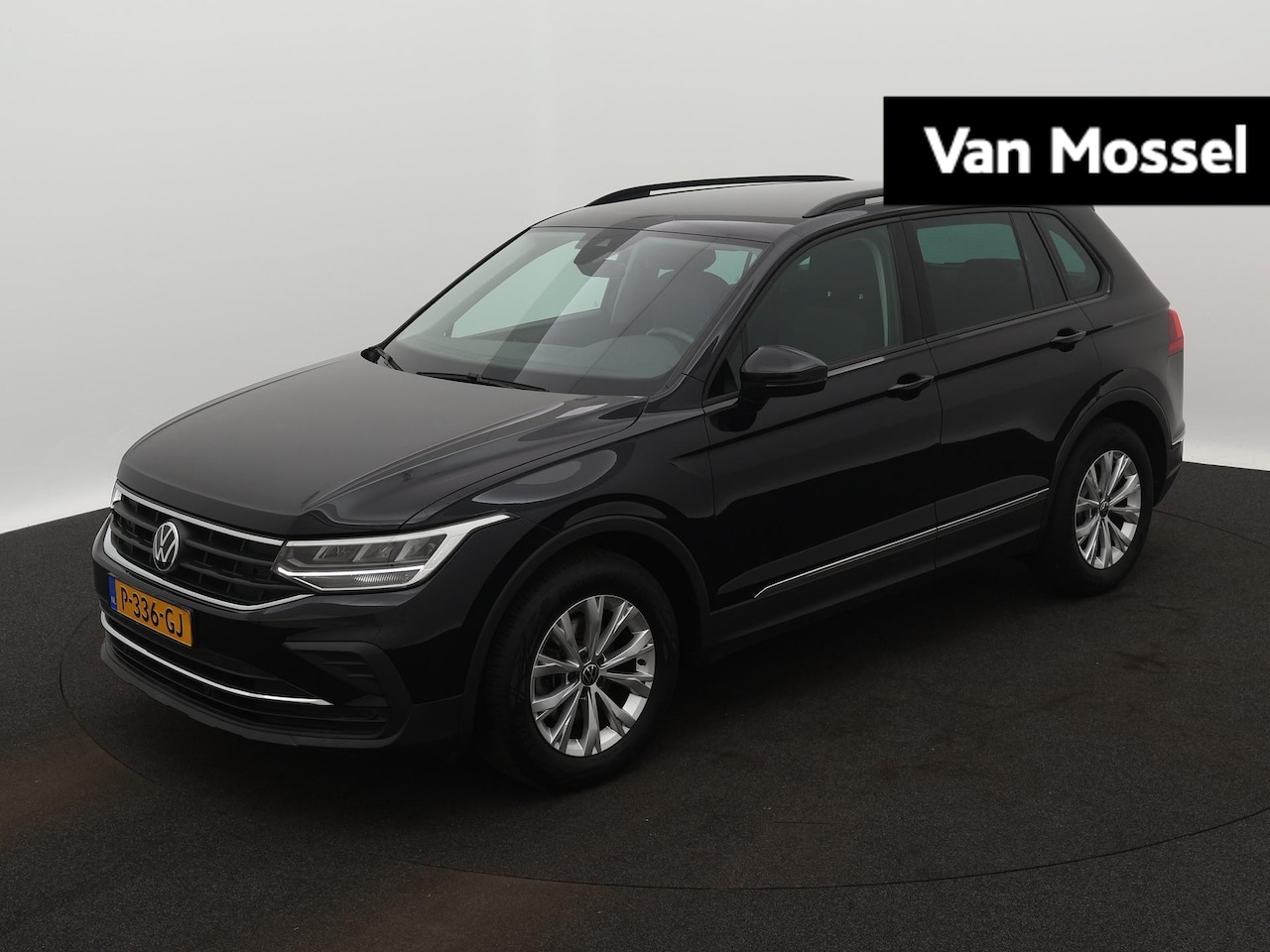 Volkswagen Tiguan - 1.5 TSI Life | Automaat | Trekhaak Elektronisch | Automatische Airco | Adaptieve Cruise Co - AutoWereld.nl