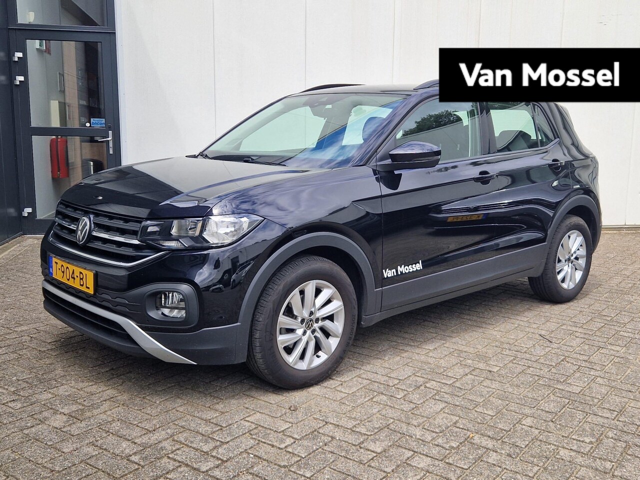 Volkswagen T-Cross - 1.0 TSI Life 95 PK | Apple Carplay | Multimedia pakket | Adaptive cruise control | Achteru - AutoWereld.nl