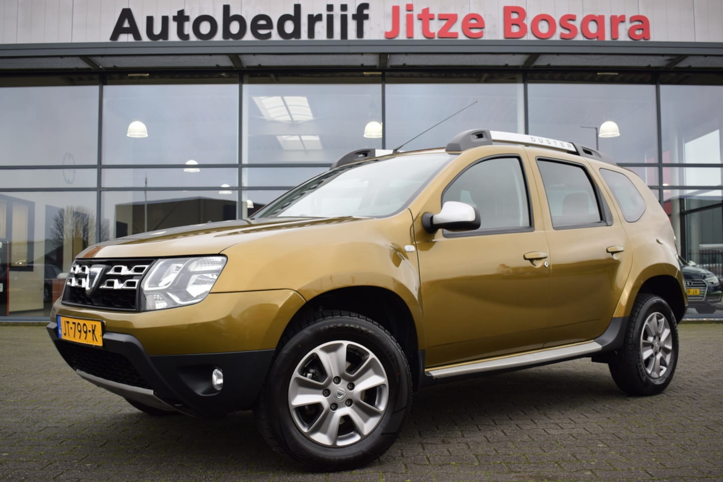 Dacia Duster - 1.2 TCE Prestige Zwart Leder | Full Map Navi | Telefonie | 16 Inch LMV | Volledig Onderhou - AutoWereld.nl