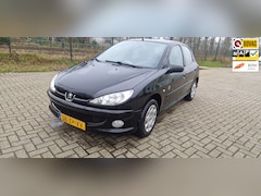 Peugeot 206 - 1.4 Génération nw koppling en apk