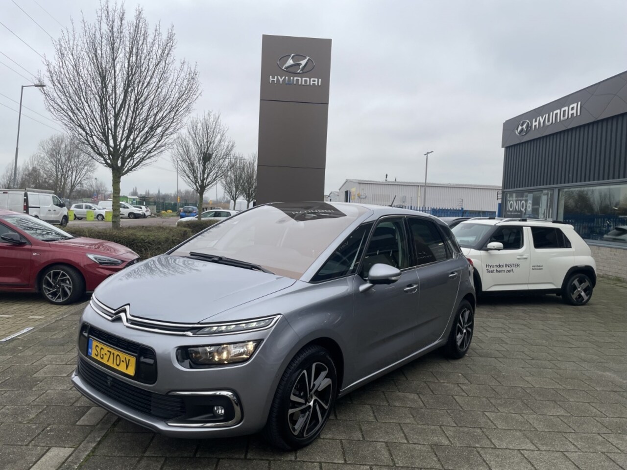 Citroën C4 Picasso - 1.6 THP Shine AUTOMAAT /TREKHAAK*RIJKLAARPRIJS* - AutoWereld.nl