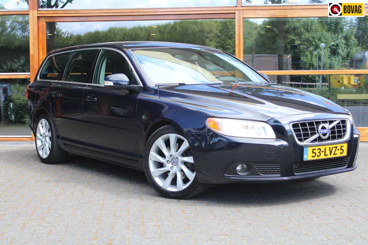 Volvo V70 - 2.0T Automaat | Navigatie | Parkeersensoren | Familiy-Line | High Performance Audio | Deal - AutoWereld.nl