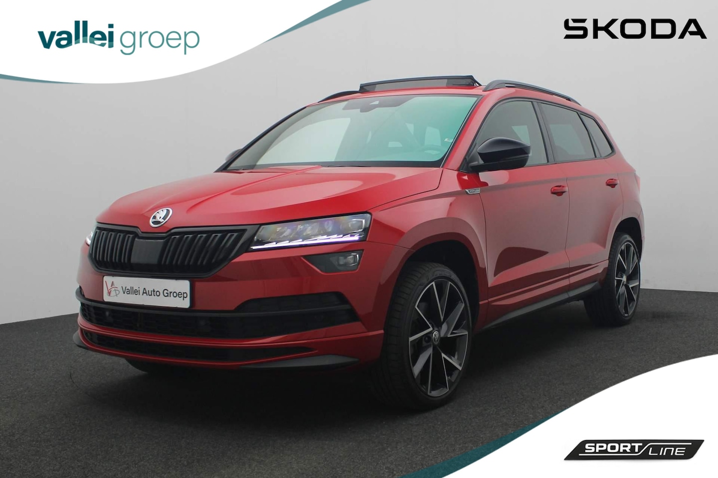 Skoda Karoq - 1.5 TSI 150PK DSG ACT Sportline Business | Pano | Keyless | Navi | 19 inch | Camera | Full - AutoWereld.nl