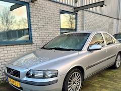 Volvo S60 - 2.4 Edition