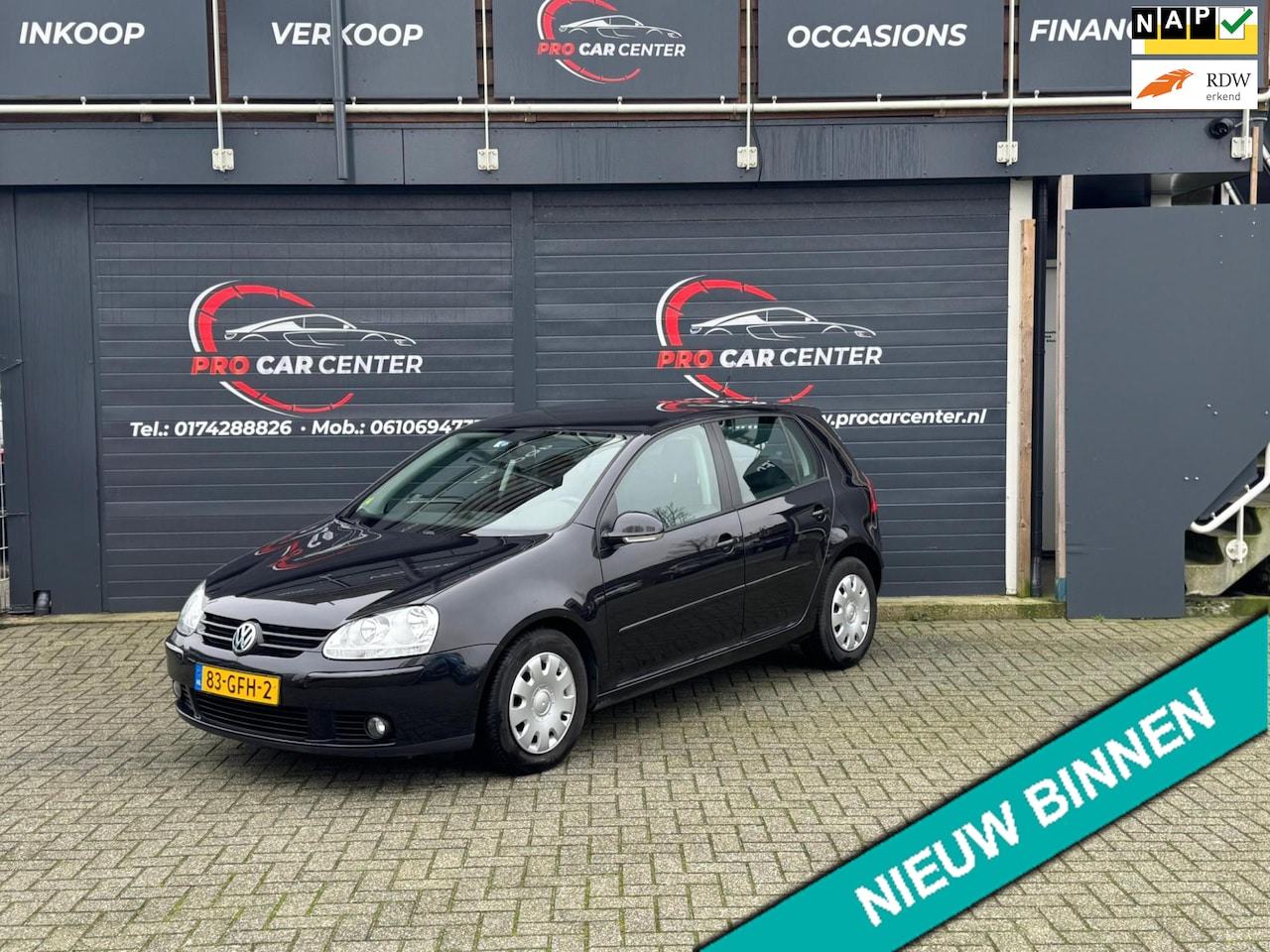 Volkswagen Golf - 1.6 FSI Trendline AIRCO|CARPLAY|EL.RAMEN|NAP|APK - AutoWereld.nl