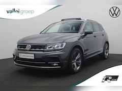 Volkswagen Tiguan - 1.5 TSI 150PK DSG ACT Highline Business R / R-Line | Pano | Navi | 19 inch | Parkeersensor