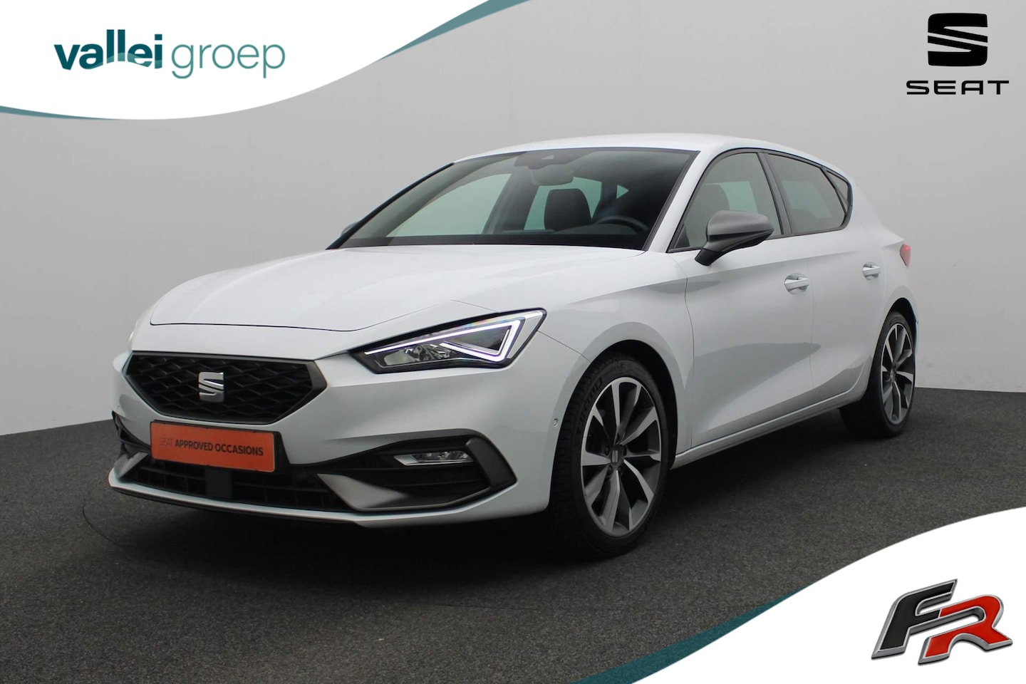 Seat Leon - 1.5 eTSI 150PK DSG FR Launch Edition | Navi | Keyless | Camera | ACC | Full LED | 18 inch - AutoWereld.nl