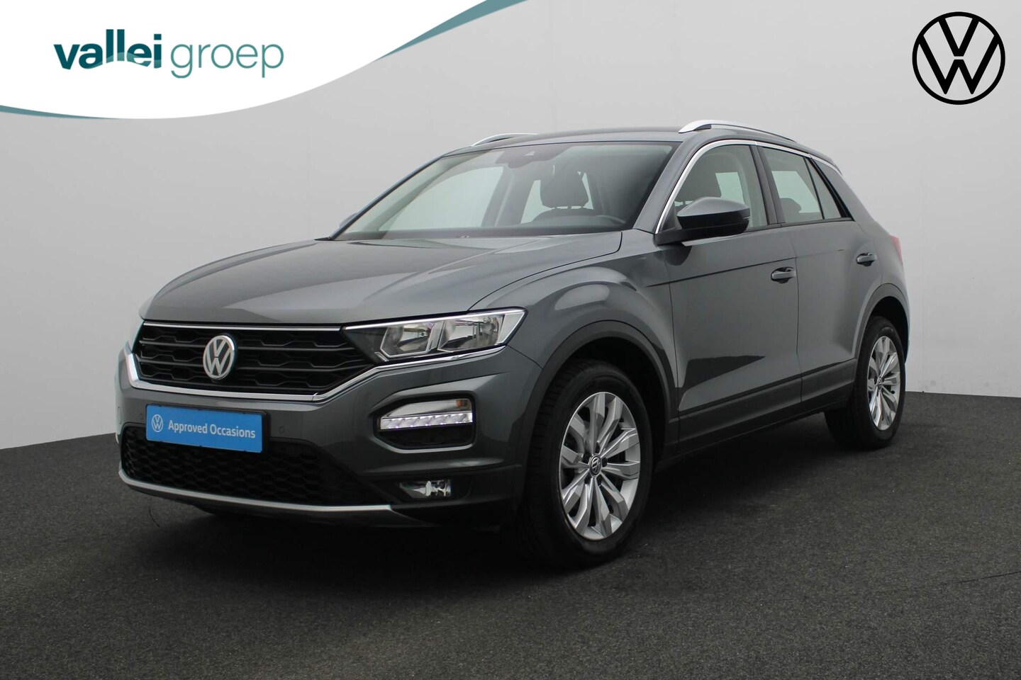 Volkswagen T-Roc - 1.5 TSI 150PK DSG Style - Origineel NL | Navi | Leer | Parkeersensoren voor/achter | ACC | - AutoWereld.nl