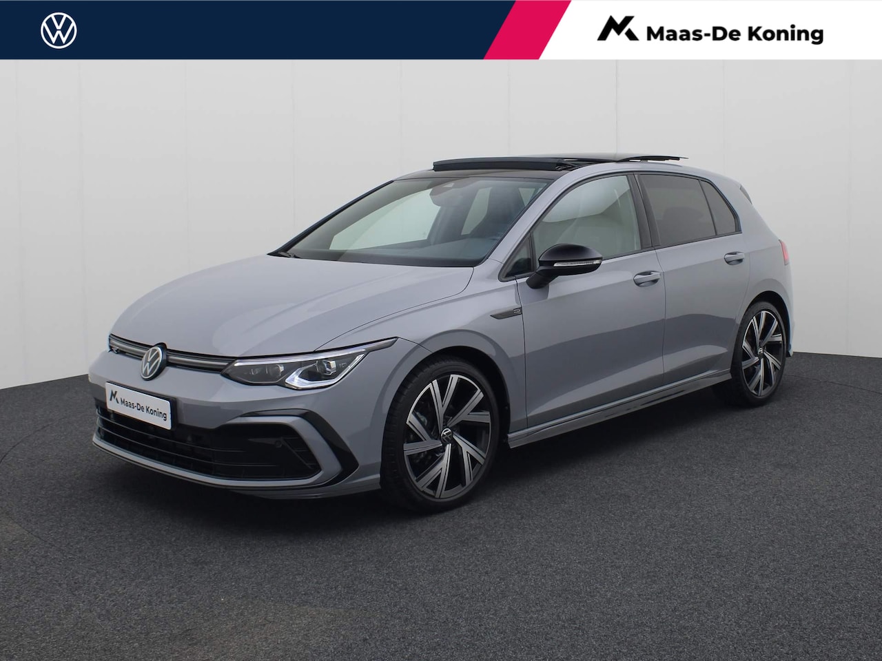 Volkswagen Golf - 1.5eTSI/150PK R-Line Blackstyle DSG · Panoramadak · Navigatie · Stoel-&stuurverwarming · G - AutoWereld.nl