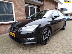 Seat Leon - 1.8 TSI FR Navi / Panoramadak / Stoelverwarming