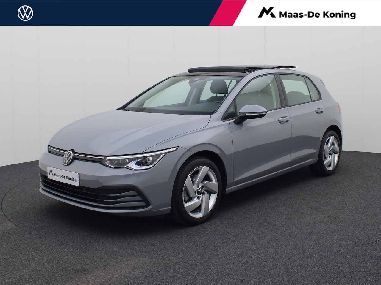 Volkswagen Golf - 1.0eTSI/110PK Life DSG · Panoramadak · Navigatie · Stoel-& stuurverwarming · Garantie tot - AutoWereld.nl