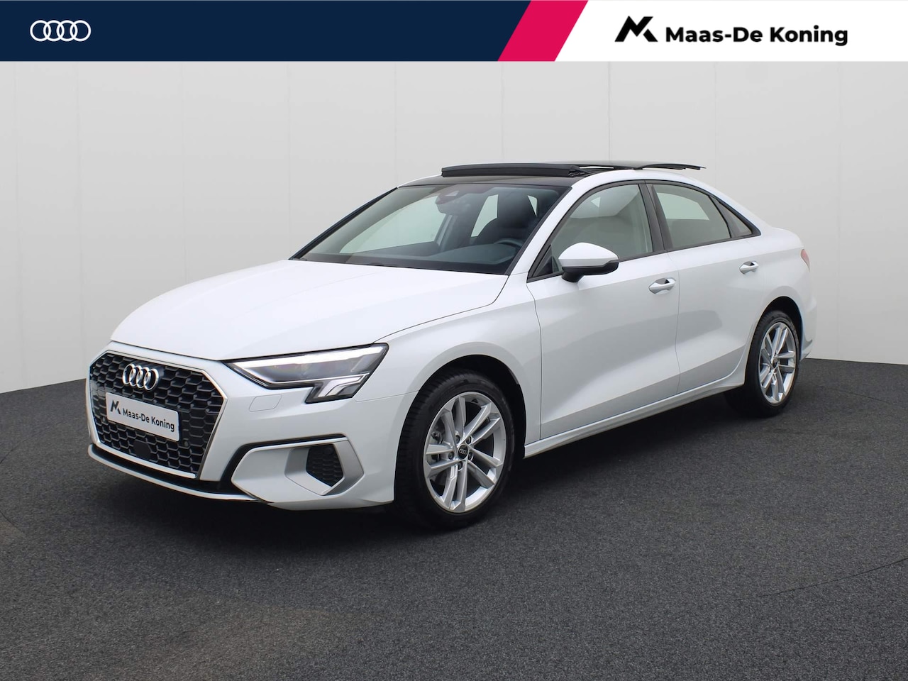 Audi A3 Limousine - 30 TFSI/110PK Advanced · Panoramadak · Drive select · Parkeersensoren + camera · Garantie - AutoWereld.nl