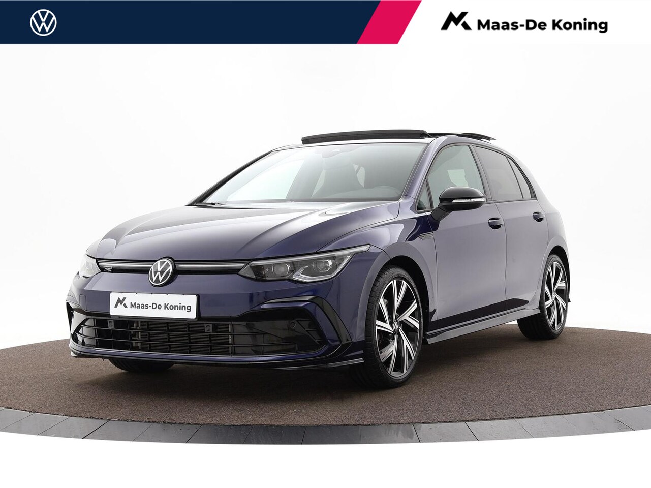 Volkswagen Golf - Volkswagen Golf 1.5 eTSI 150pk DSG R-Line Business · Panoramadak · Camera · IQ Light · App - AutoWereld.nl