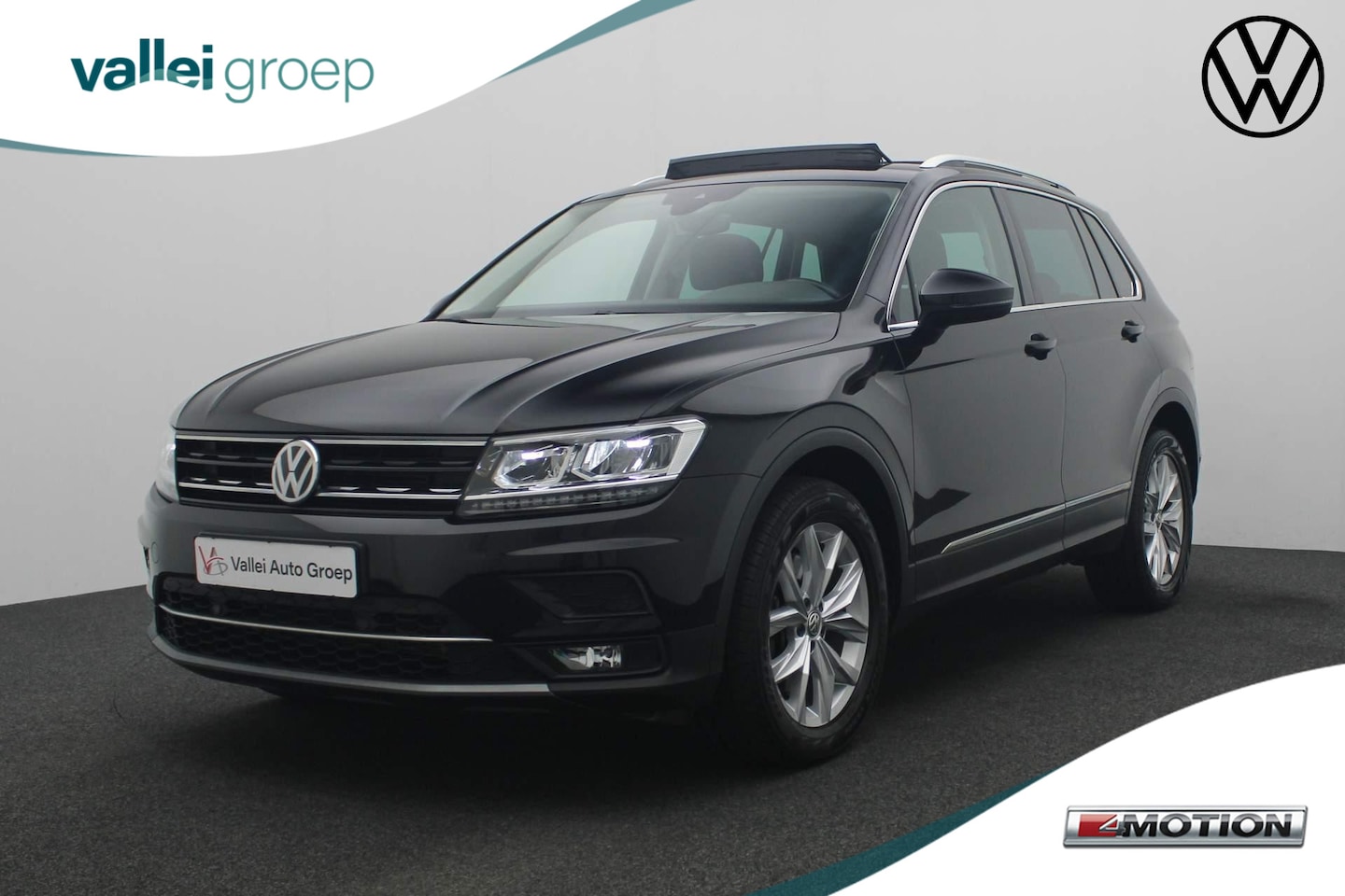 Volkswagen Tiguan - 2.0 TSI 190PK DSG 4Motion Highline | Pano | Navi | Parkeersensoren voor/achter | ACC | 18 - AutoWereld.nl