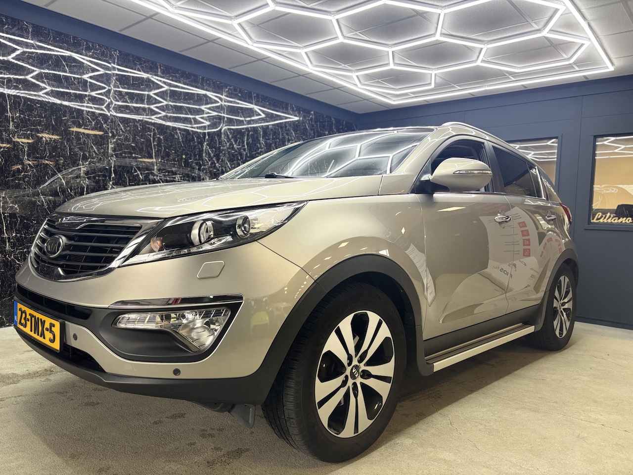 Kia Sportage - 2.0 X-clusive 2.0 X-clusive - AutoWereld.nl