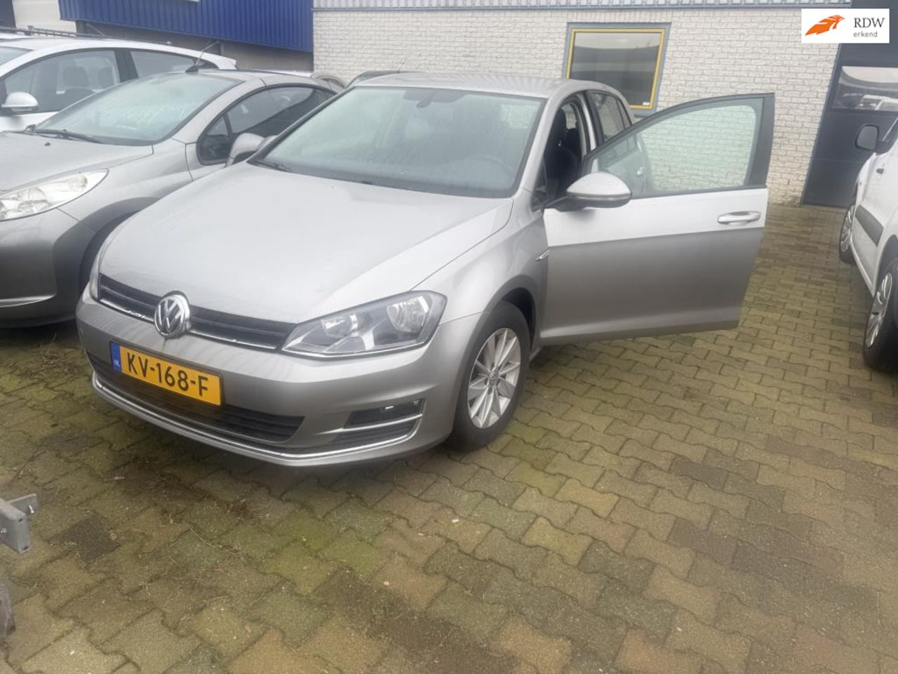 Volkswagen Golf - 1.0 TSI Edition 1.0 TSI Edition - AutoWereld.nl