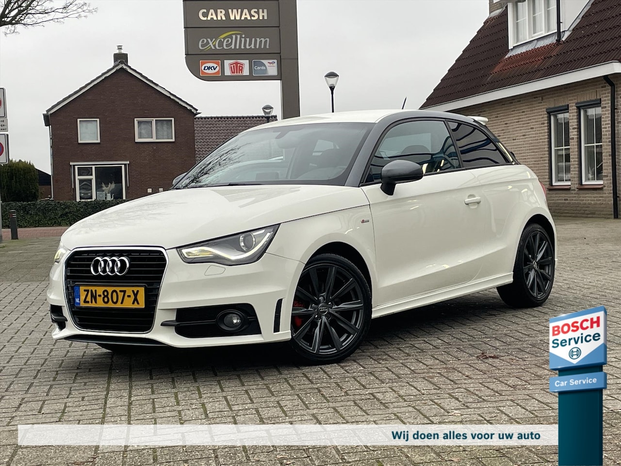 Audi A1 - 1.4 S-Line / Stoelverwarming / Navi / Clima / Cruise / Led / 17*Inch - AutoWereld.nl