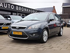 Ford Focus Wagon - 1.6 TITANIUM | CLIMA | CRUISE | TREKHAAK