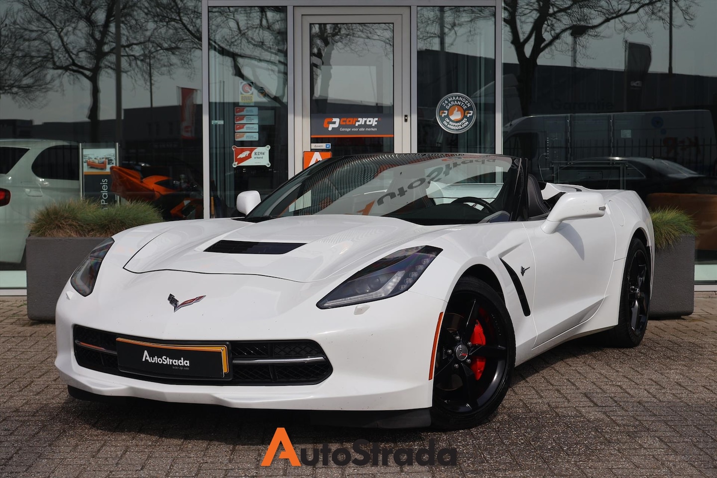 Chevrolet Corvette - Cabrio Stingray V8 466pk | Camera | Bose | Climate | Vol. Historie - AutoWereld.nl