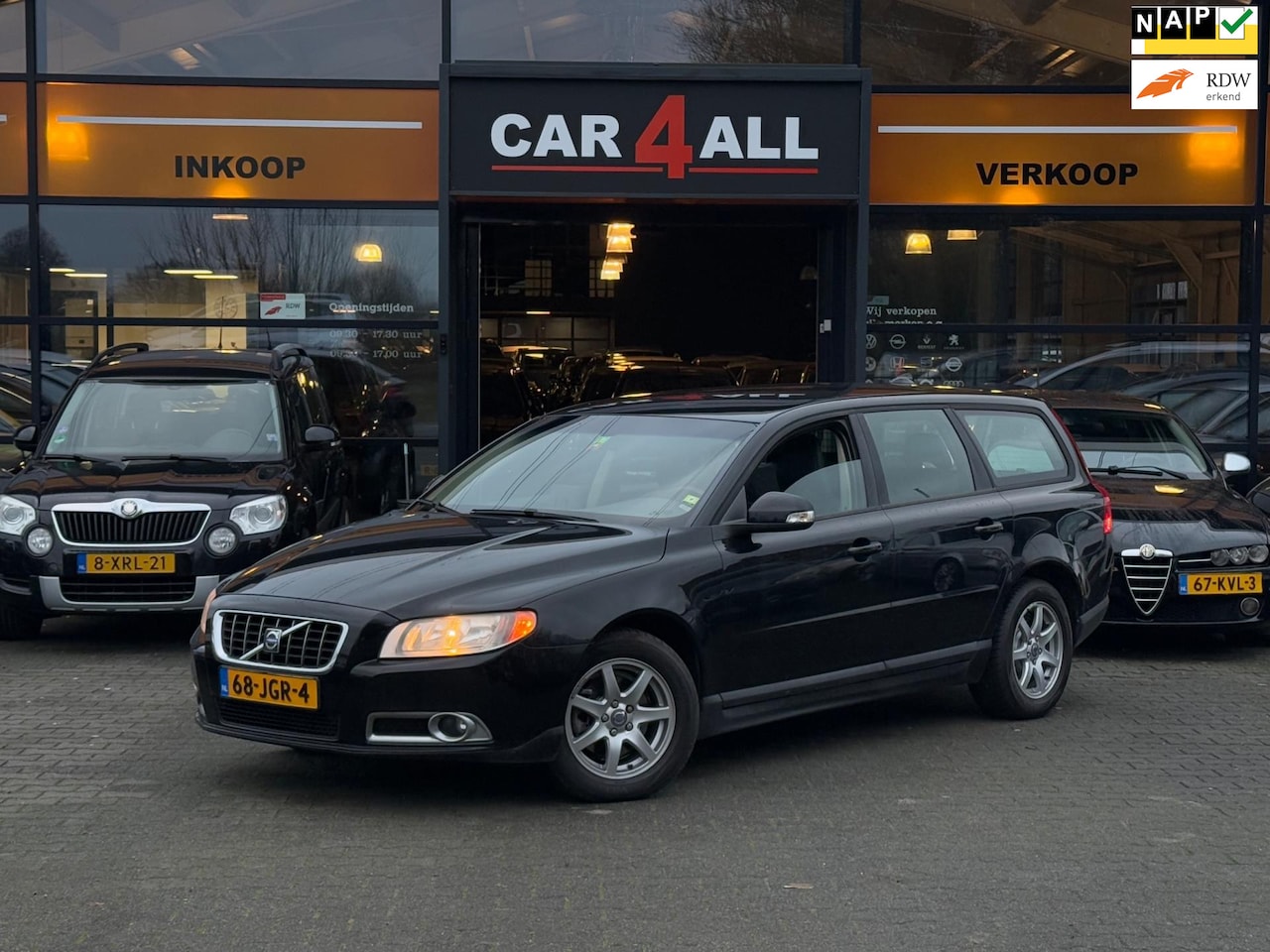 Volvo V70 - 2.0D Limited Edition LEDER/NAVI/CRUISE/CLIMA/LMVELGEN/APK 23-05-2025 - AutoWereld.nl