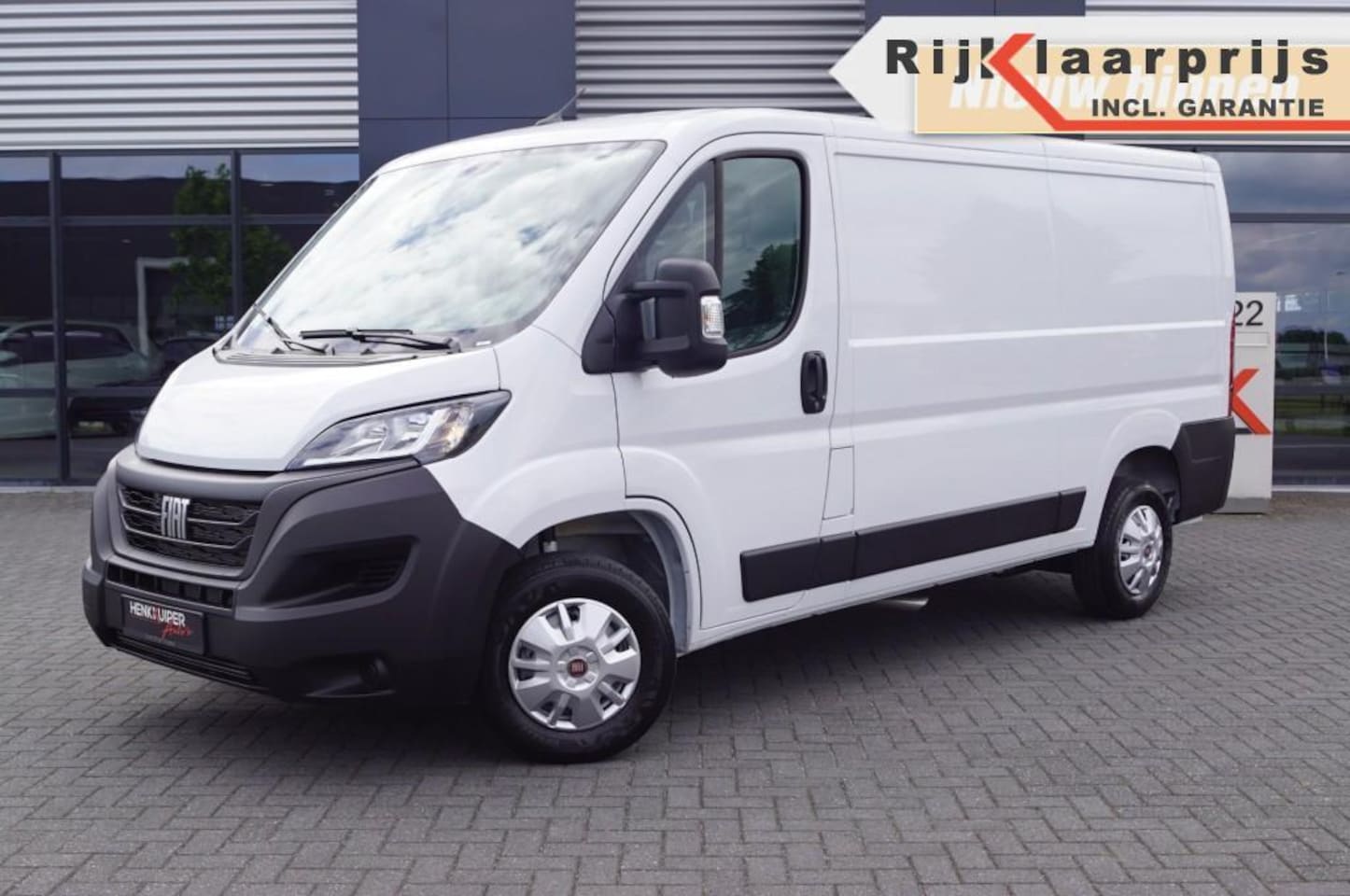 Fiat Ducato - 2.2 JTD  L2H1 /140pk /PDC / Camera /Trekhaak/App-Connect - AutoWereld.nl