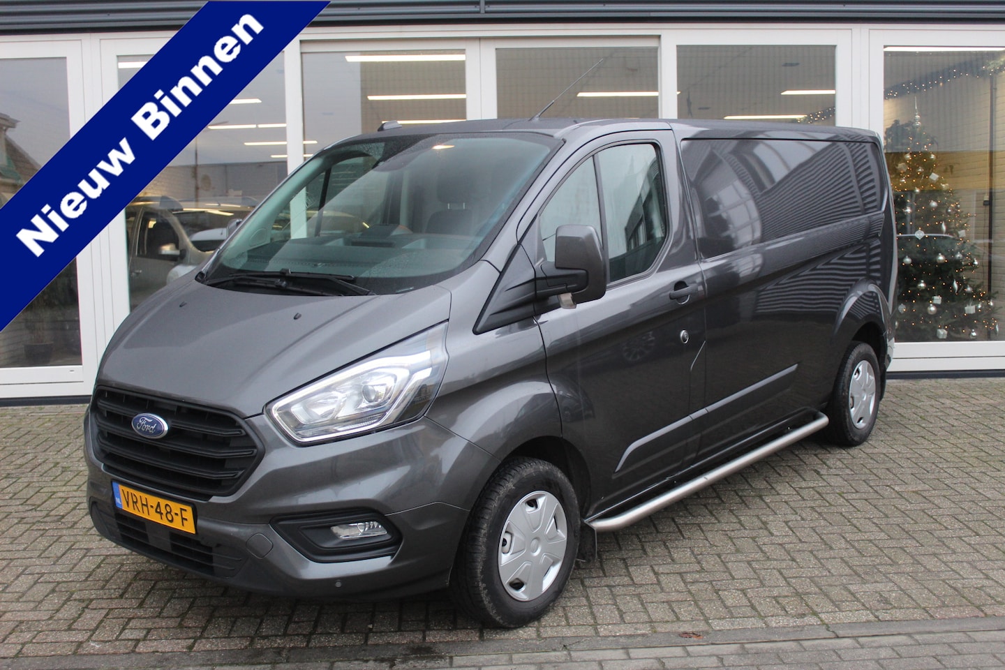 Ford Transit Custom - 300 2.0 TDCI L2H1 Trend 300 2.0 TDCI L2H1 Trend, Cruise Control, Airco, PDC V+A, Trekhaak, Prijs Is Rijklaar Ex Bt - AutoWereld.nl