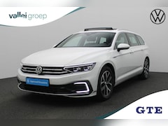 Volkswagen Passat Variant - 1.4 TSI 218PK DSG PHEV GTE Business | Pano | Trekhaak | IQ Light | Leder/alcantara | 360 C