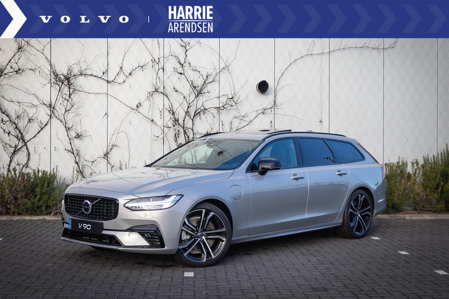 Volvo V90 - T6 Plus Dark | Adaptieve Cruise Control | Luchtvering | Panoramadak | Harman Kardon Audio - AutoWereld.nl