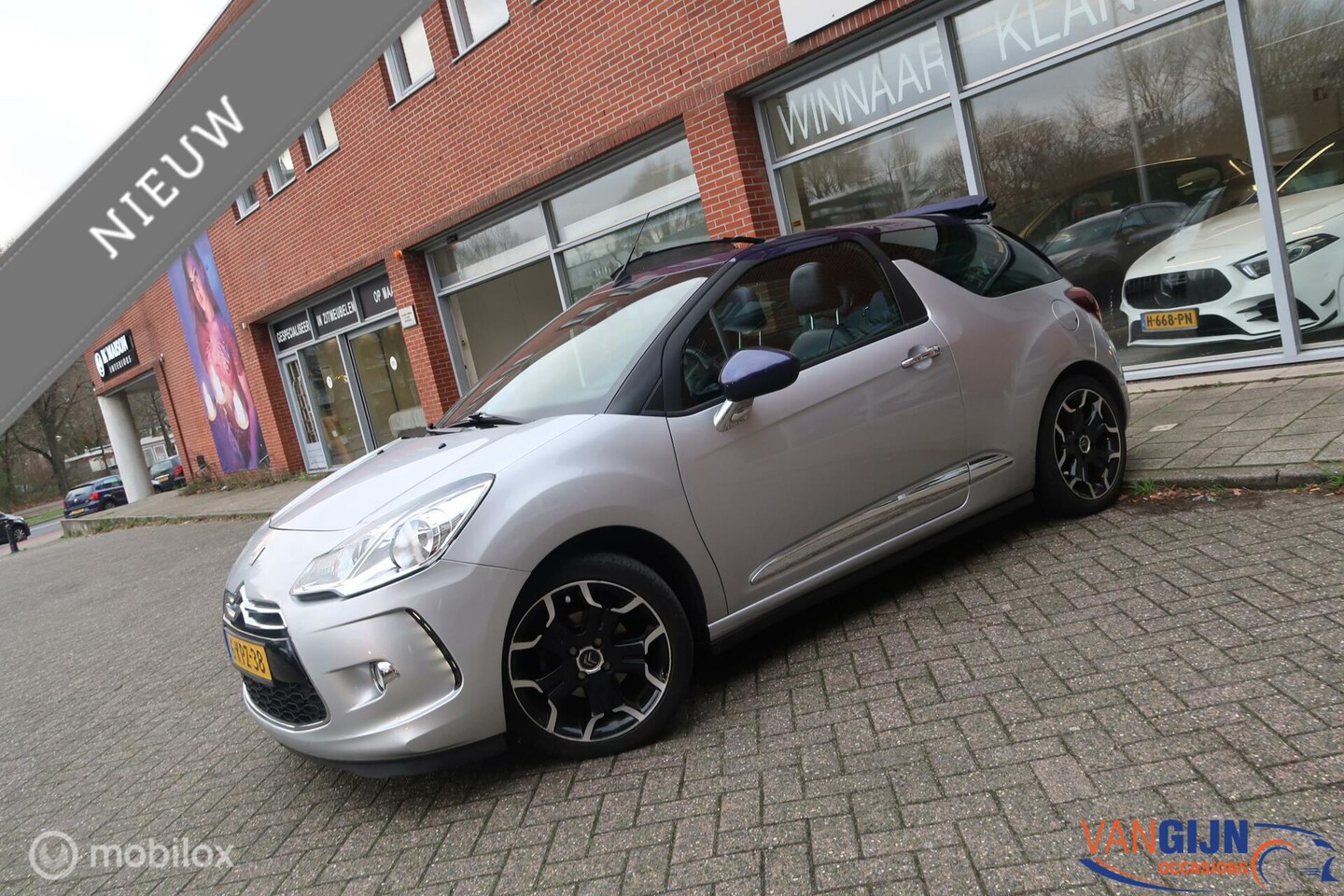 Citroën DS3 Cabrio - 1.6 eHDi Sport Chic Navi Airco Automaat - AutoWereld.nl