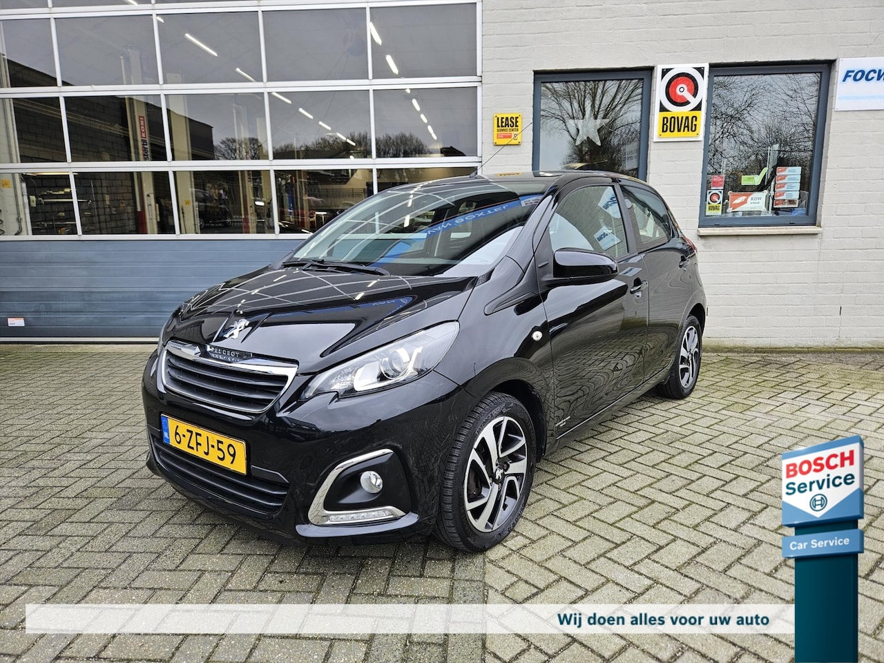 Peugeot 108 - 1.2 VTi Allure 1.2 VTi 82pk Allure 5-deurs - AutoWereld.nl