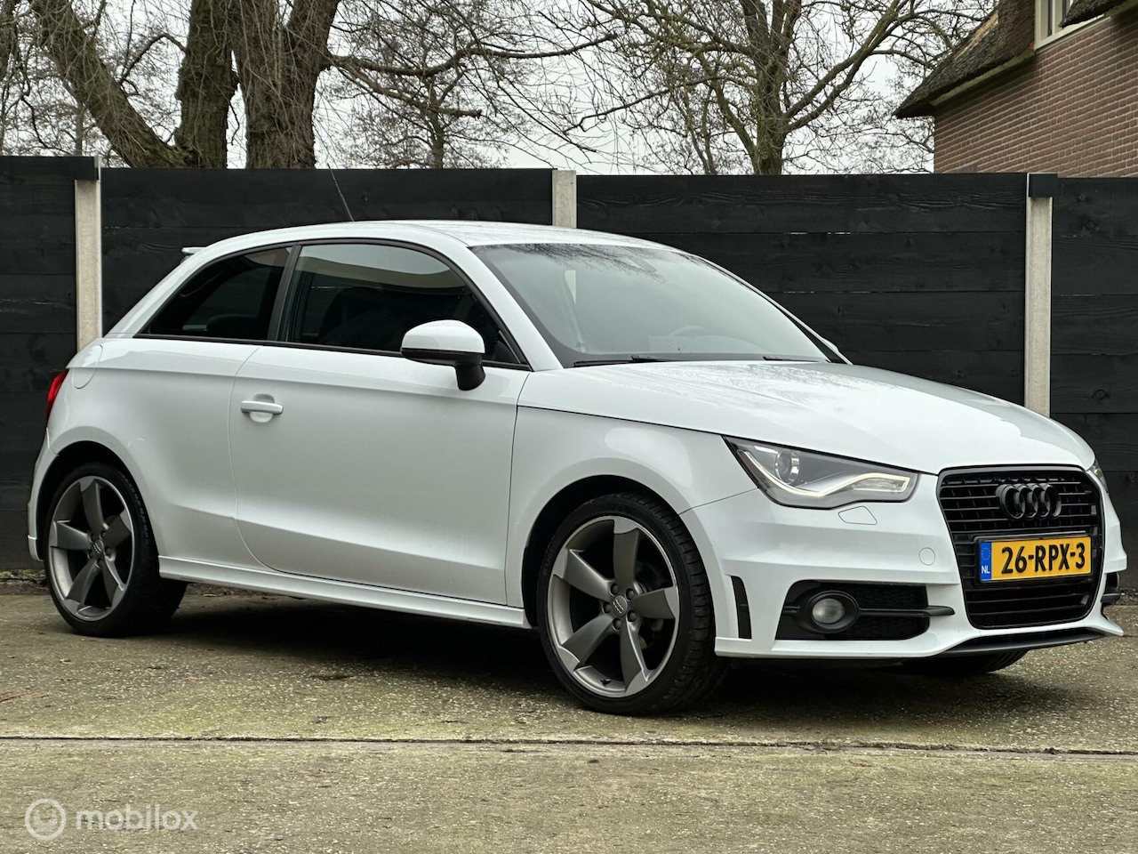 Audi A1 - 1.2 TFSI S edition 1.2 TFSI S edition - AutoWereld.nl