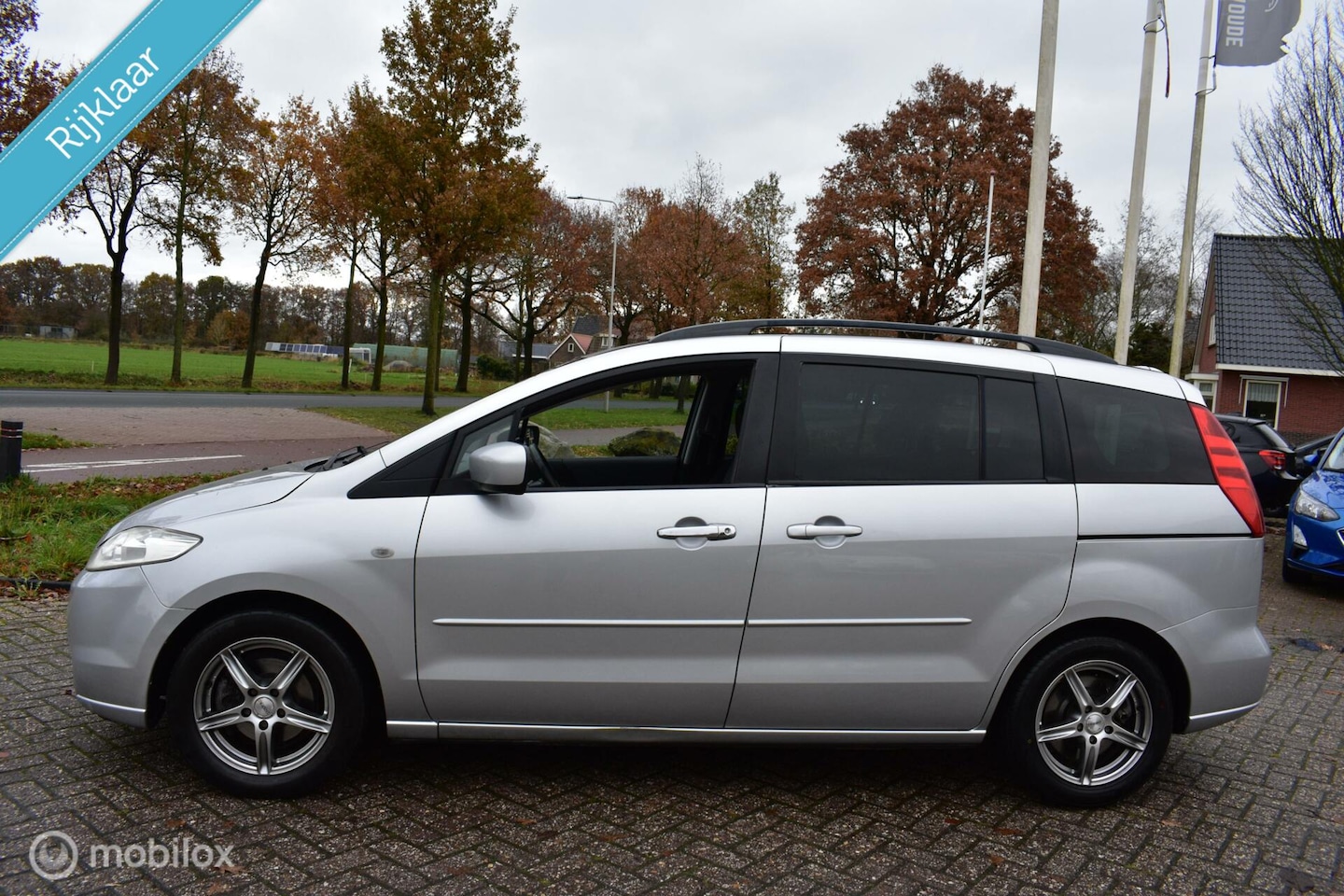 Mazda 5 - 1.8 Executive '07 7 persoons| Airco|LM wielen|T.haak - AutoWereld.nl