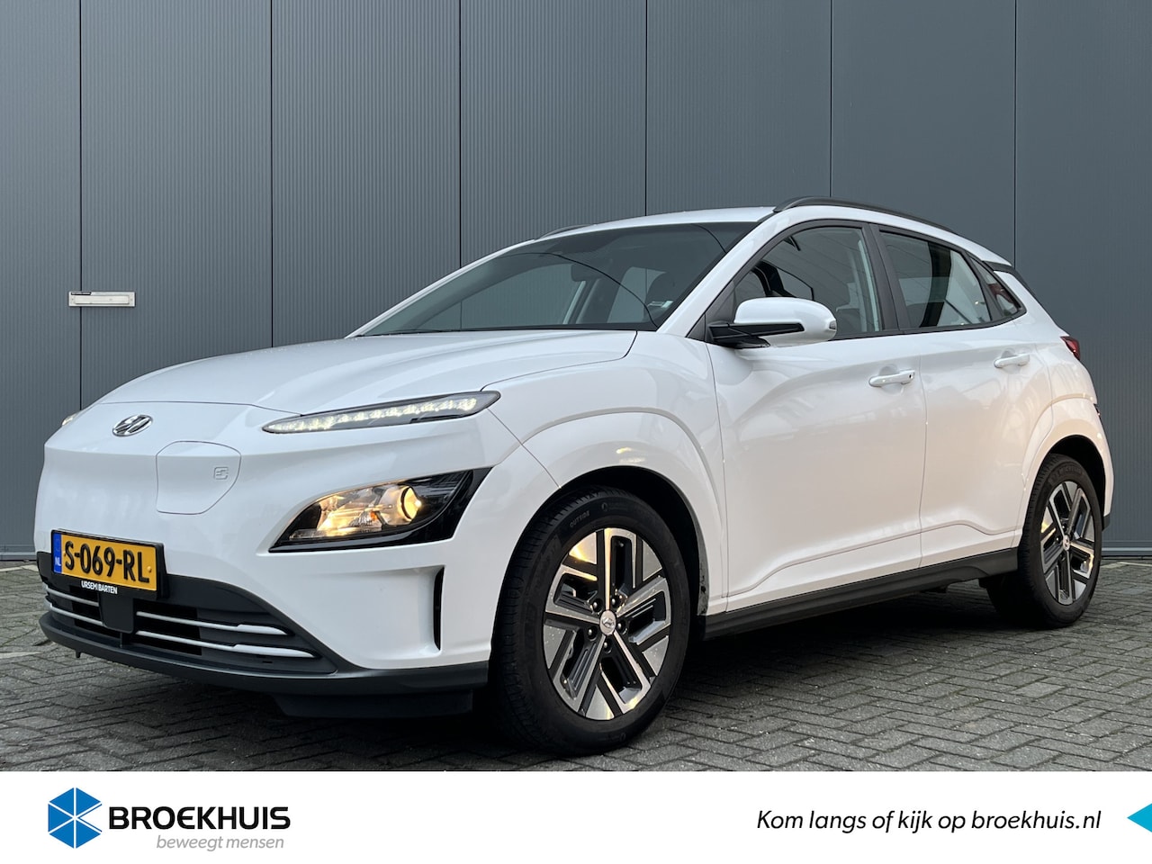 Hyundai Kona Electric - EV Comfort 64kwh 204pk | Adaptive cruise controle | Carplay navigatie | Parkeersensoren | - AutoWereld.nl