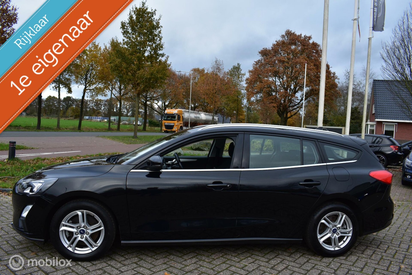 Ford Focus Wagon - 1.0 EcoBoost Trend Edition Navi|T.haak! - AutoWereld.nl