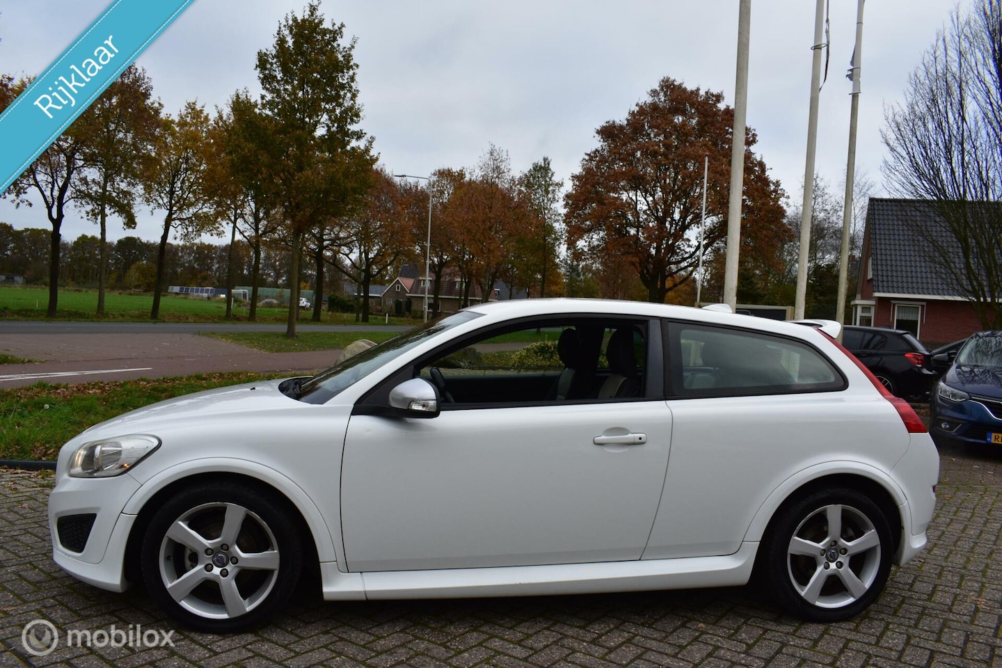 Volvo C30 - 1.6 R-Design 2010|Leder|Navi|Cruise|Airco! - AutoWereld.nl