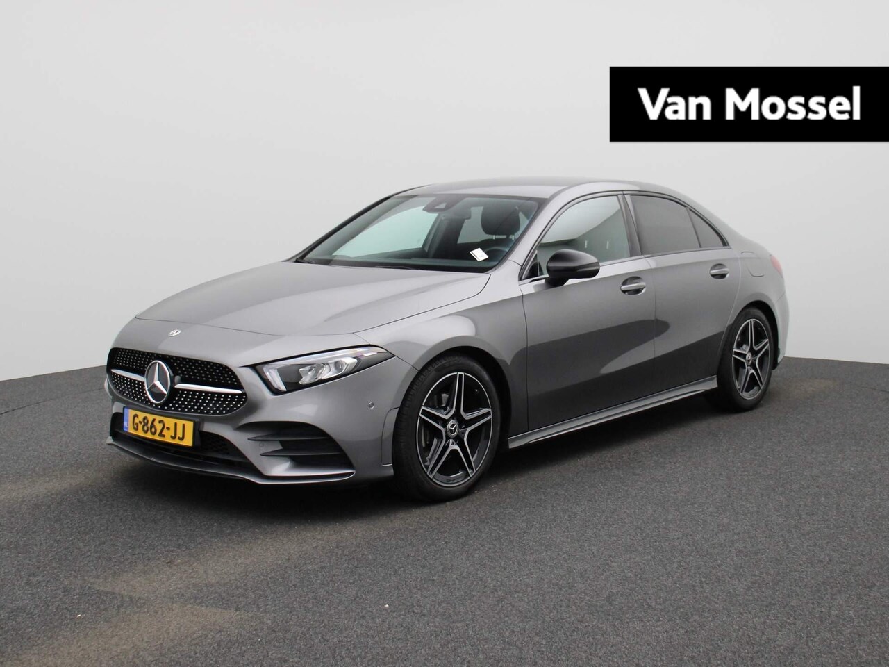 Mercedes-Benz A-klasse - 200 Business Solution | Automaat | Climate control | Navigatie | Half-Leder | LMV | Parkee - AutoWereld.nl