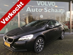 Volvo V40 - 2.0 T2 Momentum | Rijklaar incl 12 mnd Bovag | Trekhaak Verwarmbaar voorruit Navigatie