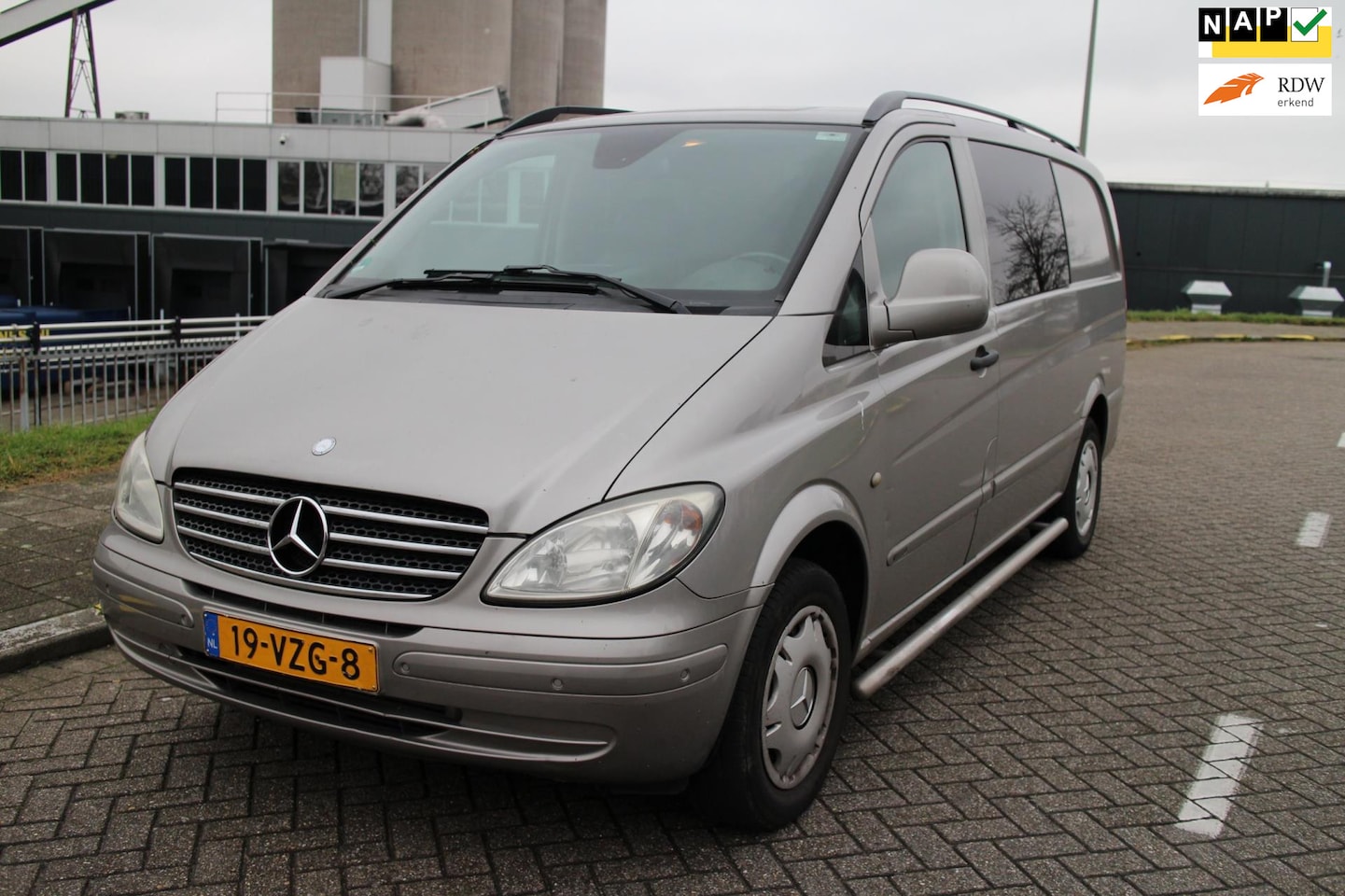 Mercedes-Benz Vito - 111 CDI 320 Lang DC luxe Amigo 111 CDI 320 Lang DC luxe Amigo - AutoWereld.nl