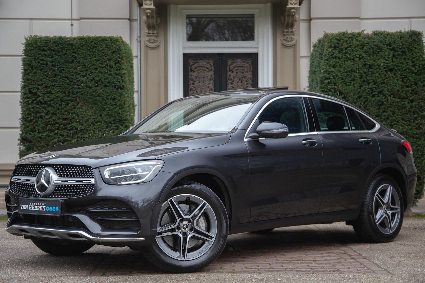 Mercedes-Benz GLC-klasse Coupé - 300 4MATIC AMG Pano | 360 Cam | ACC | HUD | Dodehoeksens - AutoWereld.nl