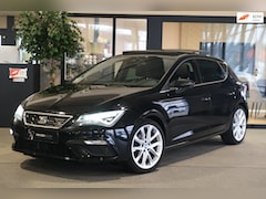 Seat Leon - 1.5 TSI FR DSG Pano Virtual Led Leder Acc Cam Pdc