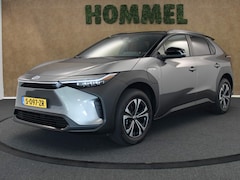 Toyota bZ4X - Dynamic 71 kWh 100% ELEKTRISCH 3 fase laden - PANORAMA DAK - NAVIGATIE - NEDERLANDSE AUTO