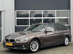 BMW 3-serie Touring - 316d High Executive | Navi | Leder | Elektr. achterklep | Climate control | Cruise control