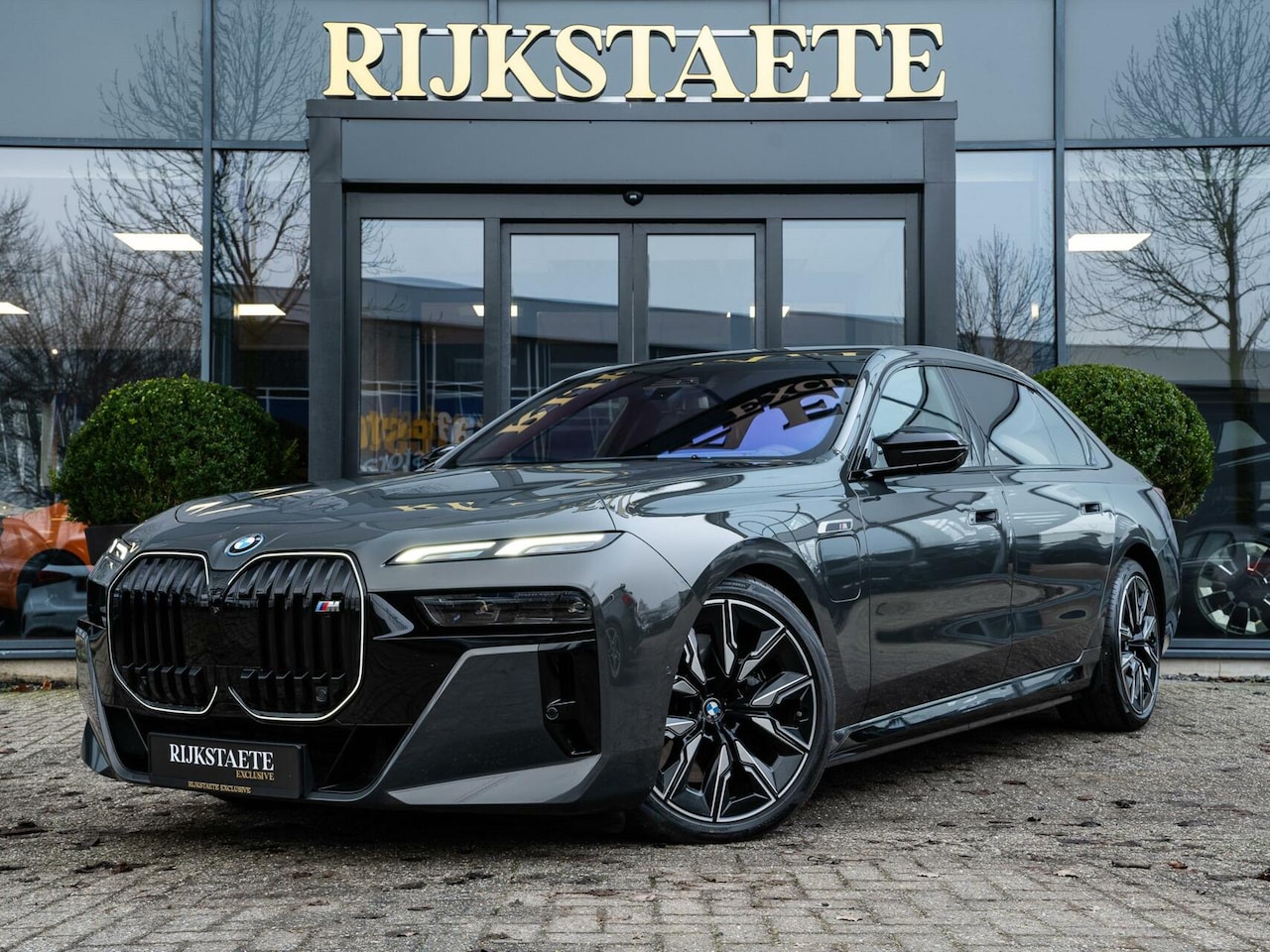 BMW 7-serie - M760e xDrive|PANO|ACC|LEDER|MASSAGE|MEMORY| - AutoWereld.nl