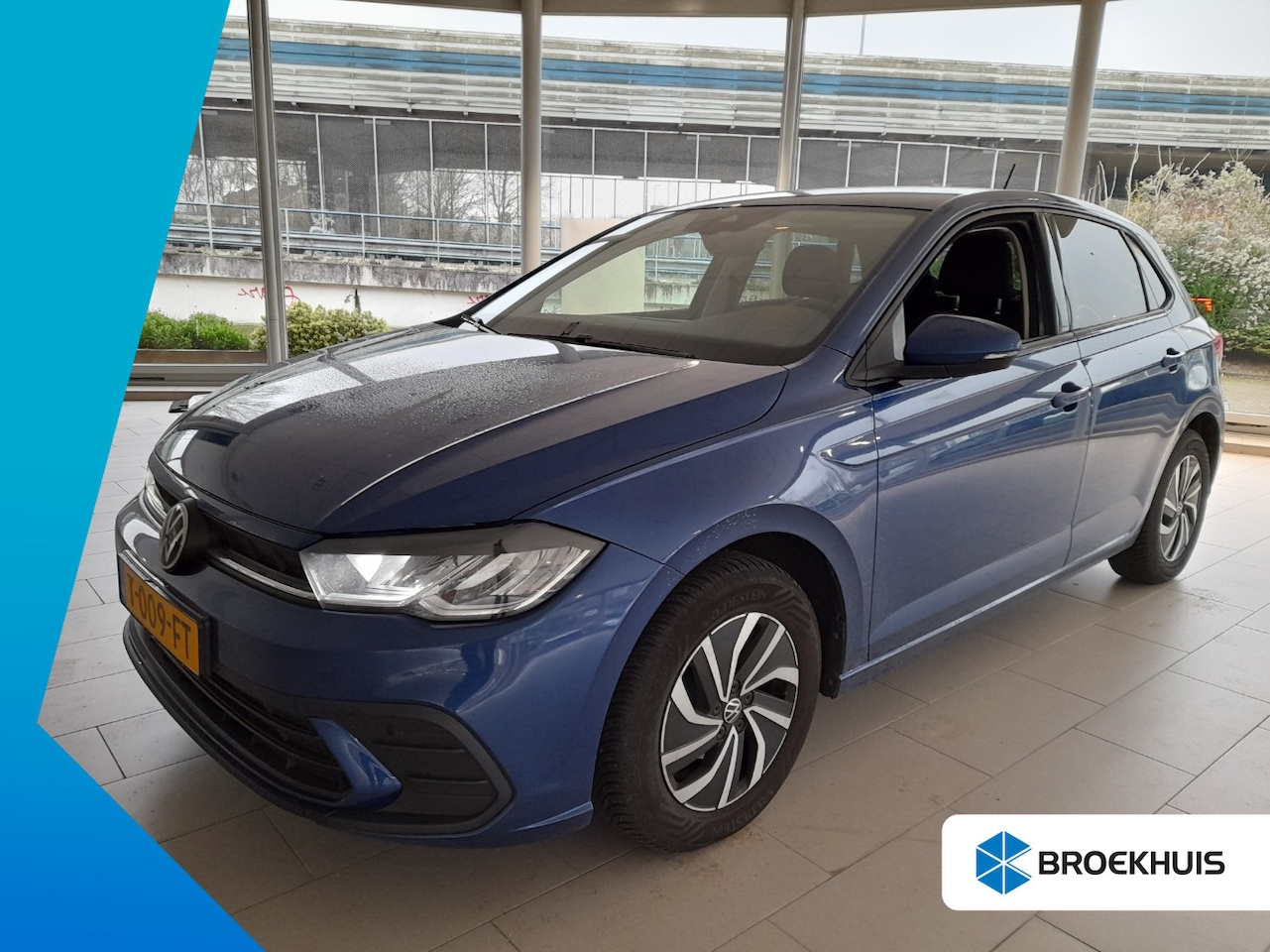 Volkswagen Polo - 1.0 TSI 95 pk Life Business | Climatronic | Apple Carplay | Navigatie | A-uitrij camera | - AutoWereld.nl