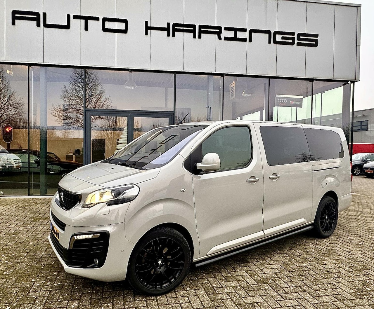 Peugeot Expert - Bestel 2.0 BlueHDI 180 Long Asphalt FULL Options - AutoWereld.nl