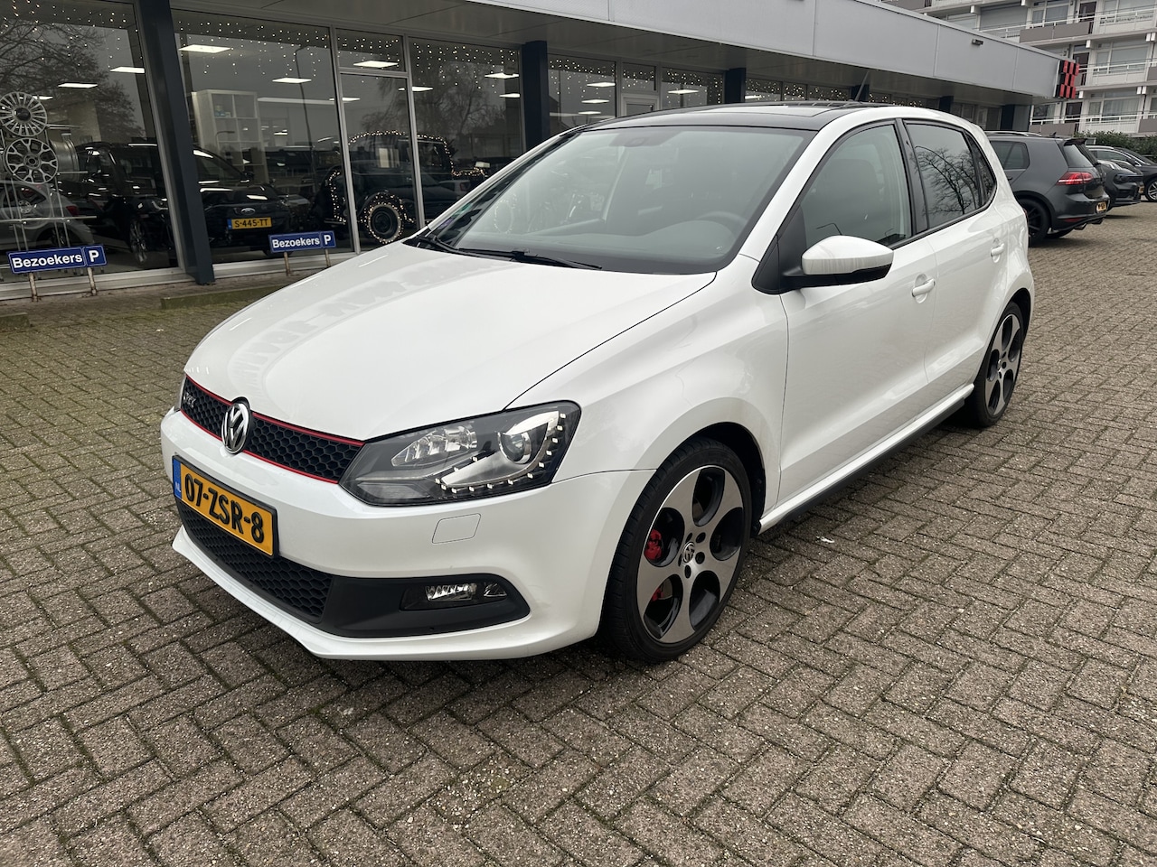 Volkswagen Polo - 1.4 TSI GTI Parelmoerwit Panodak klima Cruise Klima Navi Nap Ned.auto - AutoWereld.nl