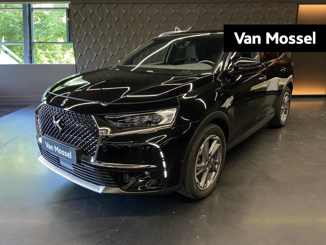 DS 7 Crossback - 1.5 BlueHDI So Chic | Automaat | Navigatie | Camera | Unieke tellerstand! - AutoWereld.nl