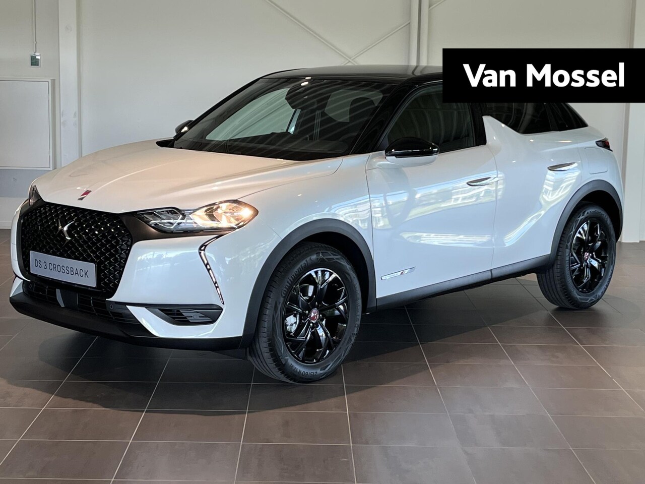 DS 3 Crossback - Performance Line | 17¨ Velgen | Keyless Entry | Navigatie | Camera achter | Sensoren voor- - AutoWereld.nl